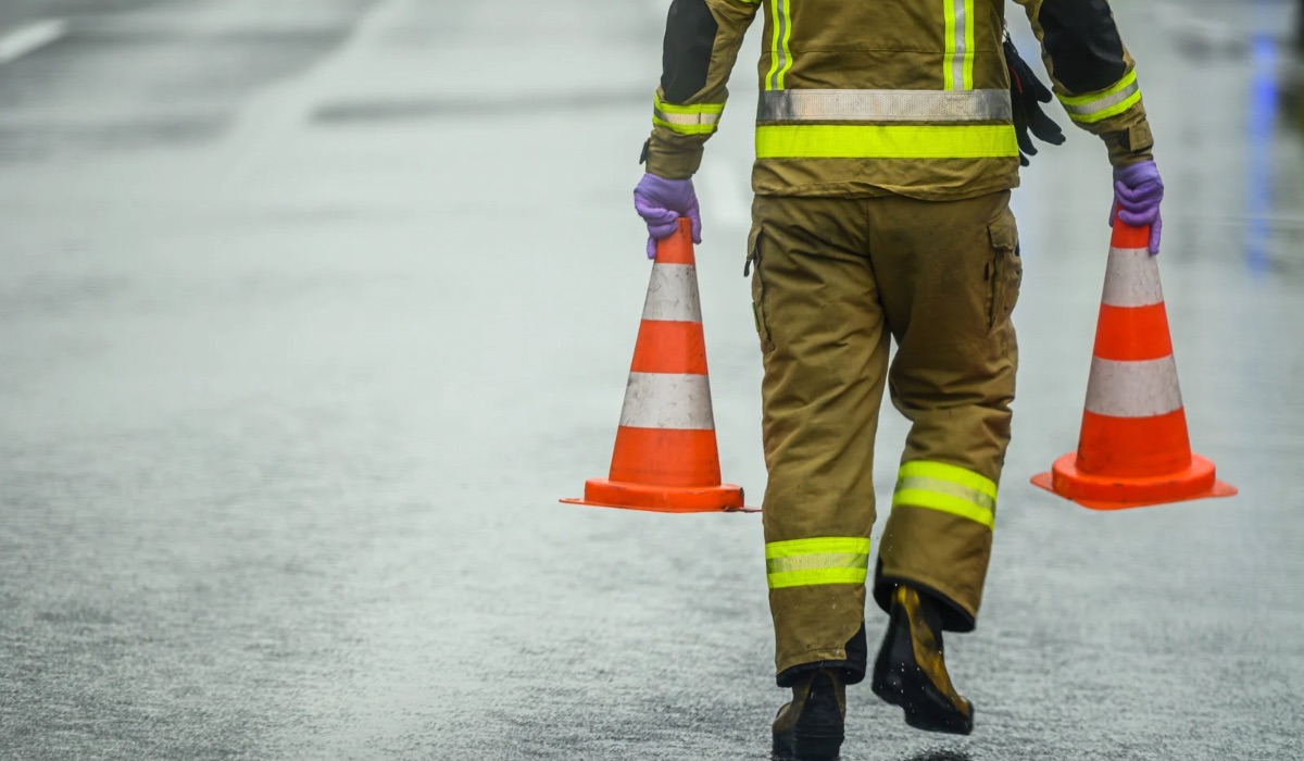 Ashghal partial road closure ras al nouf intersection doha traffic diversion